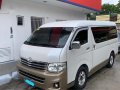 Selling White Toyota Hiace Super Grandia in Quezon City-5