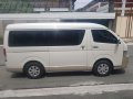 Selling White Toyota Grandia in Quezon City-1