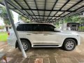 Sell White Toyota Land Cruiser in Manila-2