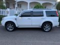 White Ford Everest for sale in Manila-1