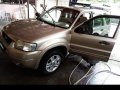 Ford Escape 2005-0