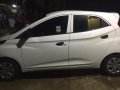 Sell White 2005 Hyundai Accent in Manila-0