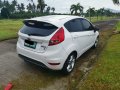 White Ford Fiesta for sale in Muntinlupa-2
