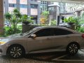 Honda Civic E CVT 2017 Regular casa maintaned -4