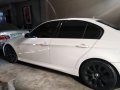 Selling White Bmw 318I in Quezon City-3