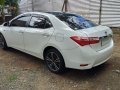 Sell Pearl White Toyota Corolla altis in Manila-6