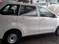 Selling White Toyota Avanza in Makati-6
