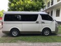 2016 Toyota hi-ace super grandia, automatic. With car accessories. Cebu City Unit -5