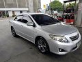 White Toyota Corolla altis for sale in Marikina-2