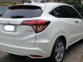 Pearl White Honda HR-V 2016 EL Modulo for sale-3