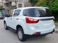2015 Isuzu Mu-x LS Manual-3