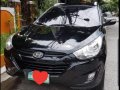 Sell Black Hyundai Tucson in Manila-1