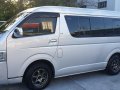 Selling White Toyota Hiace Super Grandia 2006 in Muntinlupa City-6