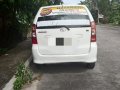 Pearl White Toyota Avanza 1.5 (A) 2011 for sale in Taguig-3