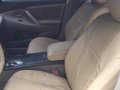 Sell White 2007 Toyota Camry 2.4 (A) in Parañaque-5