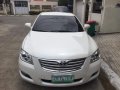 Sell White 2007 Toyota Camry 2.4 (A) in Parañaque-6