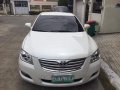 Sell White 2007 Toyota Camry 2.4 (A) in Parañaque-1