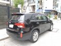 Selling Black Kia Sorento 2014 in Makati City-0