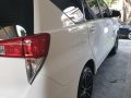 Selling White Toyota Innova 2017 in Parañaque City-2