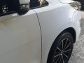 Selling White Toyota Innova 2017 in Parañaque City-5