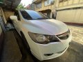 Selling White Honda Civic 2010 in Manila-4