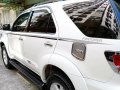 Sell White 2006 Toyota Fortuner in Quezon City-6