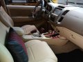 Sell White 2006 Toyota Fortuner in Quezon City-5