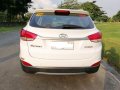 White Hyundai Tucson 2015 for sale in Quezon City-2