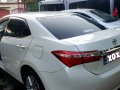 1.6 V Toyota Corolla Altis 2016 top of the line-1