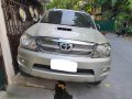 Grey Toyota Fortuner 2006 for sale in Manila-5