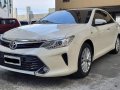 Sell Pearl White 2017 Toyota Camry in Parañaque-9