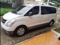 White Hyundai Grand Starex 2010 for sale in Quezon City-3
