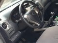 Selling Silver Nissan Navara 2017 in Quezon City-1