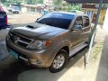 Selling Silver Toyota Hilux in Baguio-8