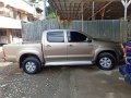 Selling Silver Toyota Hilux in Baguio-5