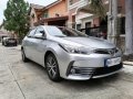 Sell Pearl White 2017 Toyota Corolla altis in Bacoor-8