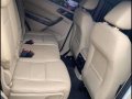 White Ford Everest 2016 for sale in San Mateo-1