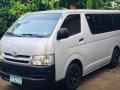 TOYOTA HI ACE COMMUTER 2010MODEL-1