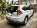 Sell White Honda Cr-V in Manila-6