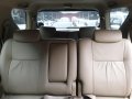 Toyota Fortuner 2011 G Diesel Automatic-12