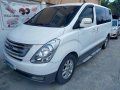 Selling White Hyundai Grand starex in Mexico-4