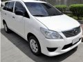 White Toyota Innova for sale in Mandaluyong -2