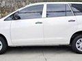 White Toyota Innova for sale in Mandaluyong -0