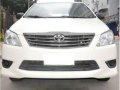 White Toyota Innova for sale in Mandaluyong -3