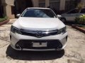 Pearl White Toyota Camry for sale in Parañaque-2