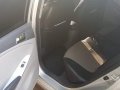 Selling Silver Hyundai Accent in Muntinlupa-9