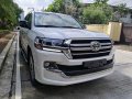 B.NEW 2020 TOYOTA LANDCRUISER EXECUTIVE LOUNGE VXTD-0