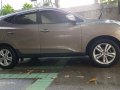 Selling Grey Hyundai Tucson in Quezon City-8