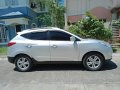 Silver Hyundai Tucson 2011 for sale in Cabuyao-1