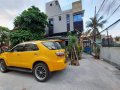 Yellow Toyota Fortuner 2009 for sale in Quezon City-2